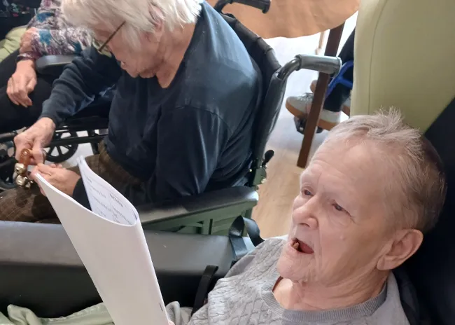 content 3 singing for brain